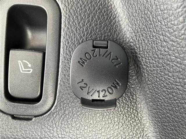 フォレスター ２．０ｉ－Ｓ　アイサイト　革シート　４ＷＤ　ワンセグ　メモリーナビ　ＤＶＤ再生　バックカメラ　衝突被害軽減システム　ＥＴＣ　ＨＩＤヘッドライト　ワンオーナー（9枚目）