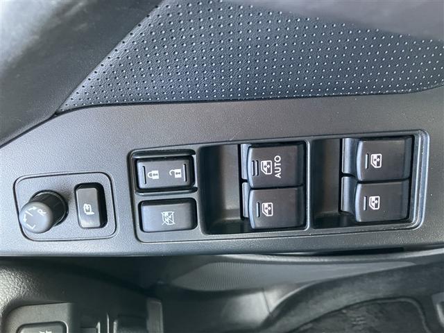 フォレスター ２．０ｉ－Ｓ　アイサイト　革シート　４ＷＤ　ワンセグ　メモリーナビ　ＤＶＤ再生　バックカメラ　衝突被害軽減システム　ＥＴＣ　ＨＩＤヘッドライト　ワンオーナー（20枚目）