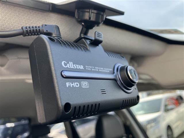 フォレスター ２．０ｉ－Ｓ　アイサイト　革シート　４ＷＤ　ワンセグ　メモリーナビ　ＤＶＤ再生　バックカメラ　衝突被害軽減システム　ＥＴＣ　ＨＩＤヘッドライト　ワンオーナー（28枚目）