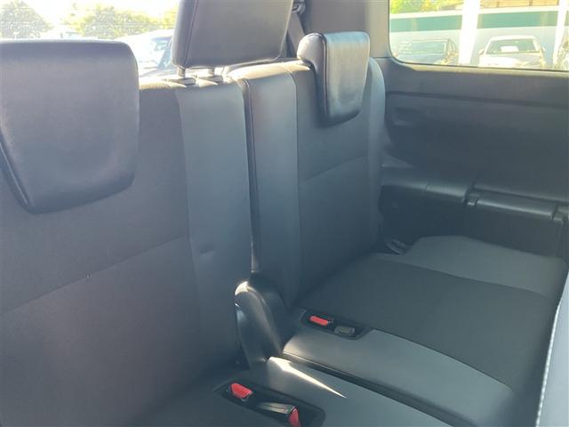 ノア ハイブリッドＳｉ　ダブルバイビーＩＩＩ　フルセグ　メモリーナビ　ＤＶＤ再生　後席モニター　衝突被害軽減システム　ＥＴＣ　両側電動スライド　ＬＥＤヘッドランプ　ウオークスルー　乗車定員７人　３列シート　ワンオーナー（11枚目）