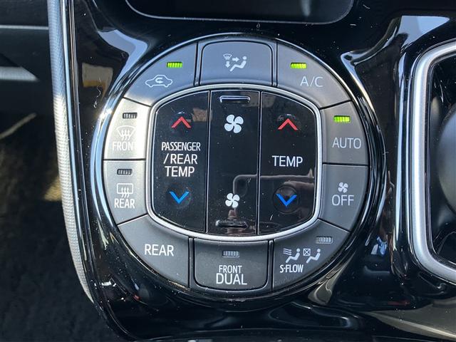 ノア ハイブリッドＳｉ　ダブルバイビーＩＩＩ　フルセグ　メモリーナビ　ＤＶＤ再生　後席モニター　衝突被害軽減システム　ＥＴＣ　両側電動スライド　ＬＥＤヘッドランプ　ウオークスルー　乗車定員７人　３列シート　ワンオーナー（28枚目）