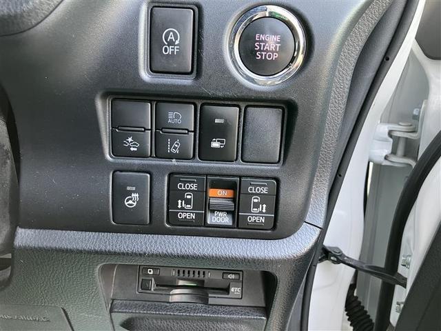 エスクァイア Ｇｉ　プレミアムパッケージ　ブラックテーラード　フルセグ　メモリーナビ　ＤＶＤ再生　後席モニター　バックカメラ　衝突被害軽減システム　ＥＴＣ　両側電動スライド　ＬＥＤヘッドランプ　乗車定員７人　３列シート　ワンオーナー　アイドリングストップ（20枚目）