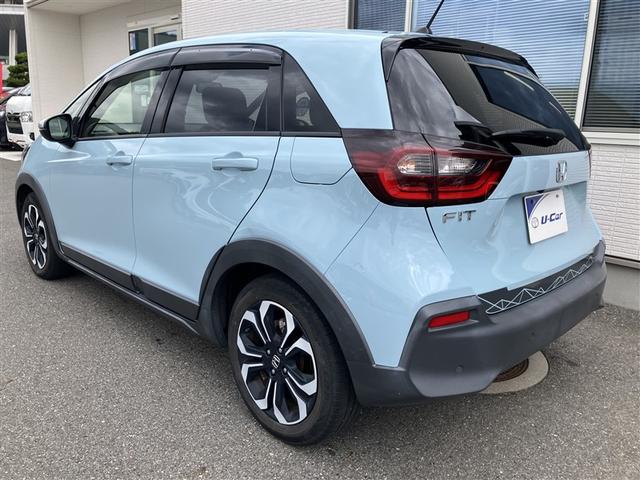 フィット クロスター フルセグ メモリーナビ DVD再生 バックカメラ 衝突被害軽減システム ETC ドラレコ LEDヘッドランプ ワンオーナー(4枚目)