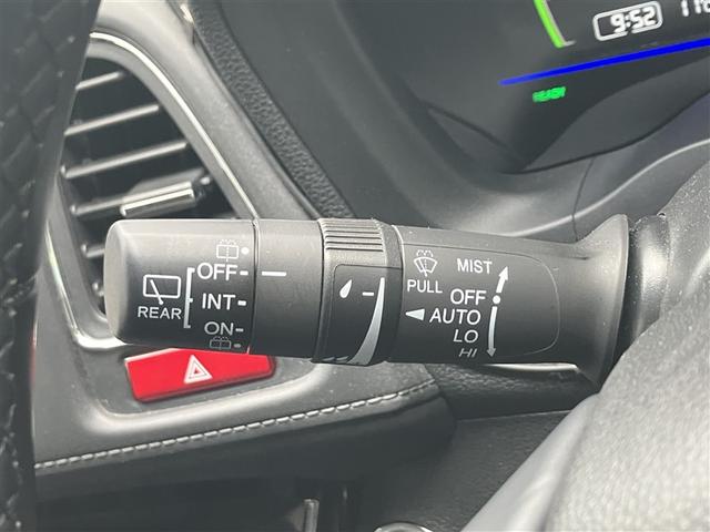 ヴェゼル ハイブリッドＺ　フルセグ　ＨＤＤナビ　ＤＶＤ再生　バックカメラ　衝突被害軽減システム　ＥＴＣ　ＬＥＤヘッドランプ　ワンオーナー　フルエアロ（16枚目）