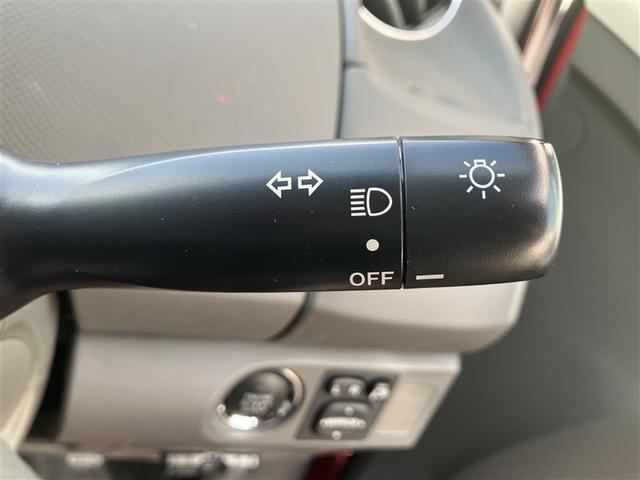 ヴィッツ ＦリミテッドＩＩ　ワンセグ　メモリーナビ　ＥＴＣ　ＨＩＤヘッドライト　ワンオーナー（13枚目）