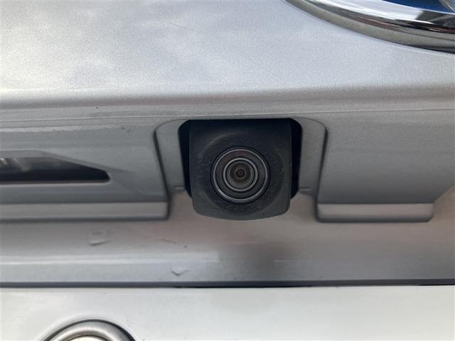 プリウス Ｓ　ワンセグ　メモリーナビ　バックカメラ　衝突被害軽減システム　ＥＴＣ　ＬＥＤヘッドランプ　ワンオーナー（7枚目）