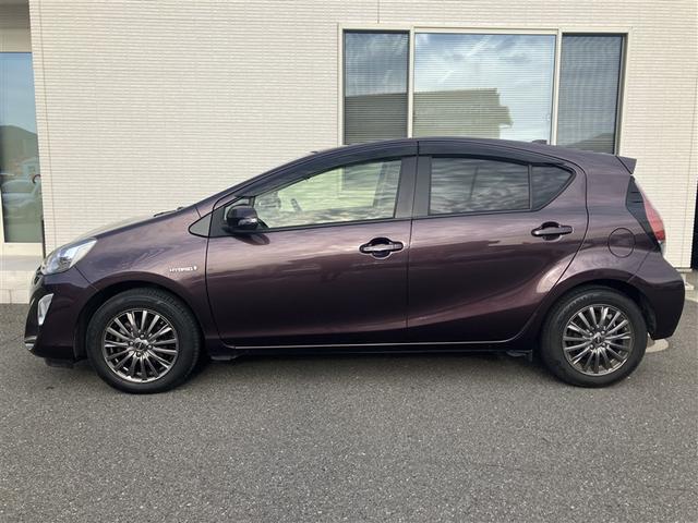 アクア S ワンセグ メモリーナビ DVD再生 バックカメラ ETC ドラレコ LEDヘッドランプ ワンオーナー(3枚目)