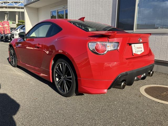 ８６ ＧＴリミテッド　フルセグ　ＨＤＤナビ　ＤＶＤ再生　バックカメラ　ＥＴＣ　ドラレコ　ＨＩＤヘッドライト　フルエアロ（4枚目）