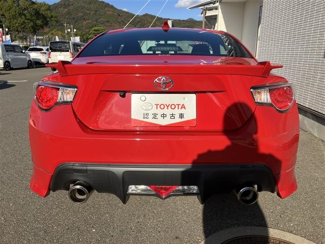 ８６ ＧＴリミテッド　フルセグ　ＨＤＤナビ　ＤＶＤ再生　バックカメラ　ＥＴＣ　ドラレコ　ＨＩＤヘッドライト　フルエアロ（5枚目）