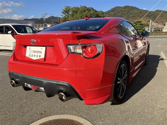 ８６ ＧＴリミテッド　フルセグ　ＨＤＤナビ　ＤＶＤ再生　バックカメラ　ＥＴＣ　ドラレコ　ＨＩＤヘッドライト　フルエアロ（6枚目）