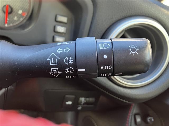 ８６ ＧＴリミテッド　フルセグ　ＨＤＤナビ　ＤＶＤ再生　バックカメラ　ＥＴＣ　ドラレコ　ＨＩＤヘッドライト　フルエアロ（11枚目）