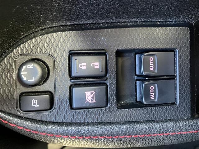 ８６ ＧＴリミテッド　フルセグ　ＨＤＤナビ　ＤＶＤ再生　バックカメラ　ＥＴＣ　ドラレコ　ＨＩＤヘッドライト　フルエアロ（12枚目）