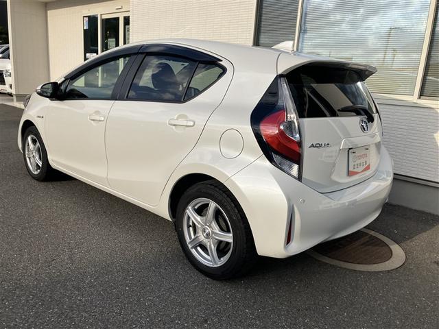 アクア Ｇ　フルセグ　メモリーナビ　ＤＶＤ再生　バックカメラ　衝突被害軽減システム　ＥＴＣ　ＬＥＤヘッドランプ　ワンオーナー（4枚目）