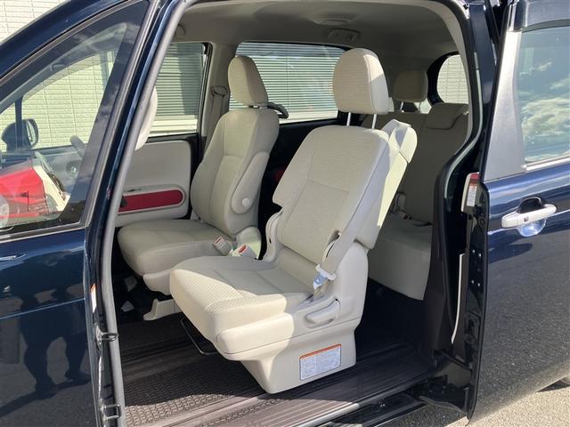 ポルテ Ｆ　フルセグ　メモリーナビ　バックカメラ　衝突被害軽減システム　ＥＴＣ　電動スライドドア　ウオークスルー　ワンオーナー（10枚目）