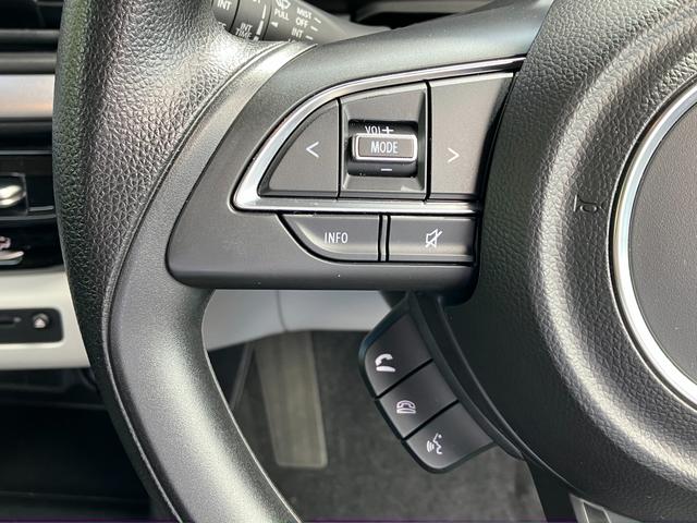 スイフト ＨＹＢＲＩＤ　ＭＸ　ナビ　全方位カメラ　ＡＣＣクルコン　全方位カメラ　オートライト　Ｂｌｕｅｔｏｏｔｈ　純正ナビ　プッシュスタート　シートヒーター　オートエアコン　禁煙車　衝突被害軽減システム　アイドリングストップ　横滑り防止機能　衝突安全ボディ（14枚目）