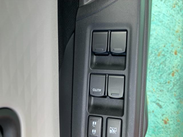 スイフト ＨＹＢＲＩＤ　ＭＸ　ナビ　全方位カメラ　ＡＣＣクルコン　全方位カメラ　オートライト　Ｂｌｕｅｔｏｏｔｈ　純正ナビ　プッシュスタート　シートヒーター　オートエアコン　禁煙車　衝突被害軽減システム　アイドリングストップ　横滑り防止機能　衝突安全ボディ（26枚目）