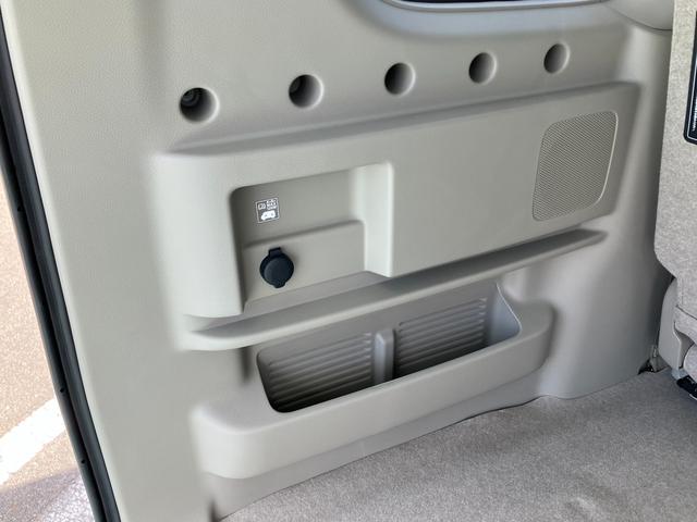 エブリイワゴン ＰＺターボ　スペシャル　標準ルーフ　５型　被害軽減ブレーキ　オートライト　スライドドア　プッシュスタート　シートヒーター　オートエアコン　禁煙車　４ＷＤ　衝突被害軽減システム　アイドリングストップ　衝突安全ボディ　盗難防止システム（14枚目）