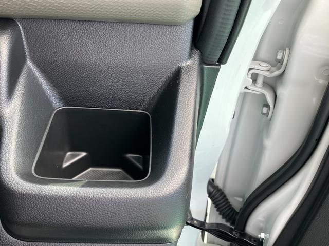 ワゴンＲ ＦＸ　４型　被害軽減ブレーキ　ＣＤオーディオ　シートヒータ　オートライト　プッシュスタート　シートヒーター　オートエアコン　禁煙車　衝突被害軽減システム　衝突安全ボディ　盗難防止システム（33枚目）
