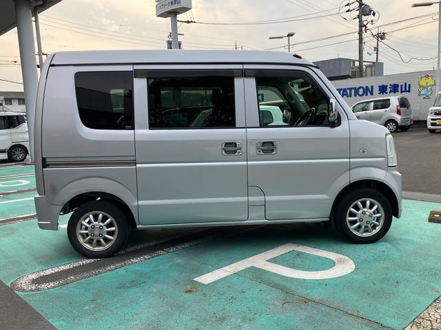 エブリイ ＰＣ　ＤＡ６４Ｖ　６型　２ＷＤ　４ＡＴ　Ａ／Ｃ　Ｐ／Ｓ　２ＷＤ　エアコン　パワステ　衝突安全ボディ　スライドドア（8枚目）