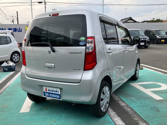 ワゴンＲ ＦＸ　ＭＨ３４型　ＣＶＴ　オートエアコン　ＣＤオーディオ　禁煙車　ワンオーナー　衝突安全ボディ　アイドリングストップ（8枚目）