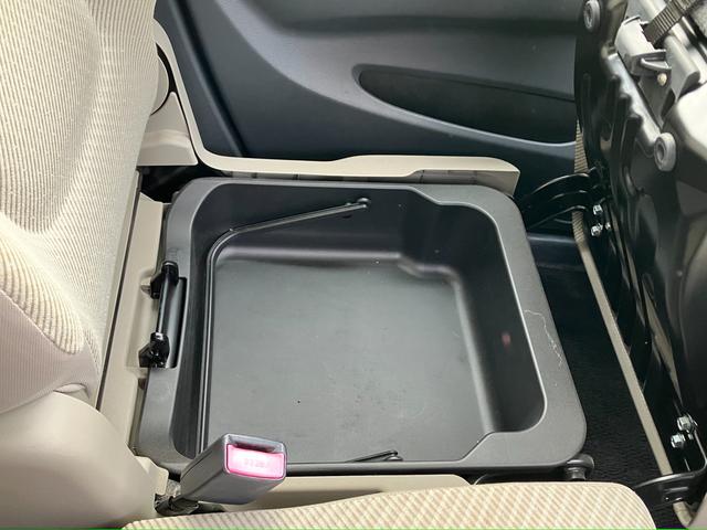 ワゴンＲ ＦＸ　ＭＨ３４型　ＣＶＴ　オートエアコン　ＣＤオーディオ　禁煙車　ワンオーナー　衝突安全ボディ　アイドリングストップ（29枚目）