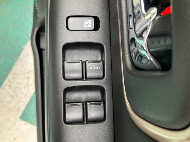 ワゴンＲスマイル ＨＹＢＲＩＤ　Ｘ　ナビ　被害軽減ブレーキ　バックカメラ　バックカメラ　オートライト　Ｂｌｕｅｔｏｏｔｈ　スライドドア　純正ナビ　プッシュスタート　シートヒーター　オートエアコン　禁煙車　ワンオーナー　衝突被害軽減システム　横滑り防止機能　衝突安全ボディ（19枚目）