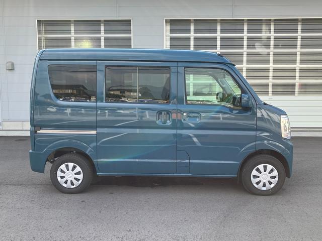 エブリイ ＪＯＩＮターボ　ディスプレイオーディオ　バックカメラ　ディスプレイオーディオ　バックカメラ　オートエアコン　両側電動スライドドア　プッシュスタート　シートヒーター　禁煙車　衝突被害軽減システム　アイドリングストップ　サイドパーキングブレーキ　４ＷＤ（4枚目）