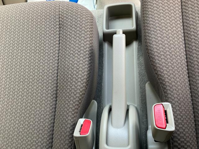 エブリイ ＪＯＩＮターボ　ディスプレイオーディオ　バックカメラ　ディスプレイオーディオ　バックカメラ　オートエアコン　両側電動スライドドア　プッシュスタート　シートヒーター　禁煙車　衝突被害軽減システム　アイドリングストップ　サイドパーキングブレーキ　４ＷＤ（31枚目）