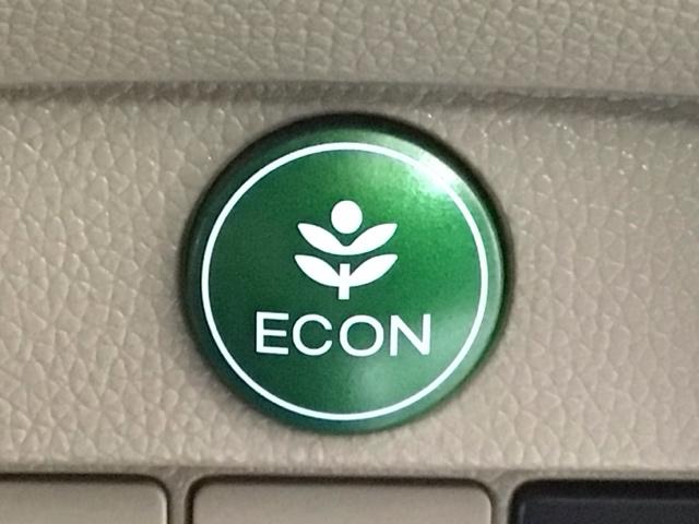 Ｎ－ＯＮＥ Ｇ・Ｌパッケージ　ＨＩＤ・フルセグ・ＨＤＤナビ・純正ＡＷ・スマートキー・ＥＣＯスイッチ・ＥＴＣ　ＤＶＤ再生可　ベンチＳ　ＥＴＣ付き　フルオートエアコン　パワーウィンドウ　ナビＴＶ　地デジＴＶ　助手席エアバック　ＥＳＣ（9枚目）