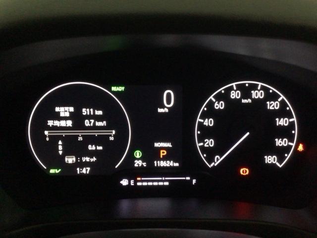 ヴェゼル ｅ：ＨＥＶＺ　ＬＥＤ・ホンダＣＯＮＮＥＣＴ・メモリナビ・バックカメラ・シートヒーター・ＥＴＣ　盗難防止装置　Ｒカメラ　フルセグテレビ　スマ－トキ－　ＥＴＣ車載器　アクティブクルーズ　Ｐセンサー　サイドエアバッグ（22枚目）