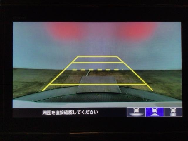 N-BOXカスタム Lターボスタイル+ブラック LED・フルセグ・メモリナビ・バックカメラ・純正AW・シートヒーター・ETC ベンチS ターボエンジン コーナーセンサ スマ-トキ- エアバック 横滑り防止機能 ナビ&TV サイドカーテンエアバック(7枚目)