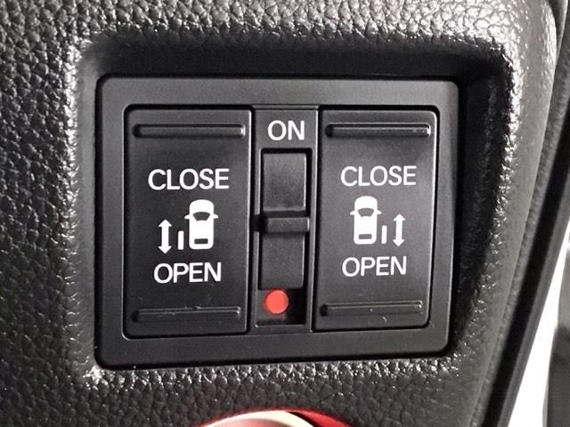 N-BOXカスタム Lターボスタイル+ブラック LED・フルセグ・メモリナビ・バックカメラ・純正AW・シートヒーター・ETC ベンチS ターボエンジン コーナーセンサ スマ-トキ- エアバック 横滑り防止機能 ナビ&TV サイドカーテンエアバック(9枚目)