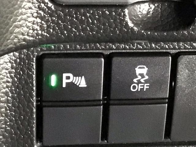 N-BOXカスタム Lターボスタイル+ブラック LED・フルセグ・メモリナビ・バックカメラ・純正AW・シートヒーター・ETC ベンチS ターボエンジン コーナーセンサ スマ-トキ- エアバック 横滑り防止機能 ナビ&TV サイドカーテンエアバック(11枚目)