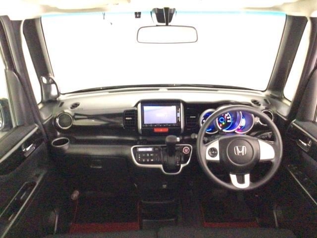 Ｎ－ＢＯＸカスタム Ｇ・Ｌパッケージ　ＨＩＤ・フルセグ・メモリナビ・バックカメラ・純正ＡＷ・片側電動ドア・ＥＴＣ　サイドエアバック　アイドリングストップ車　ナビ・ＴＶ　スマキ－　フロントベンチシート　地デジＴＶ　パワーウィンドウ　パワステ（4枚目）