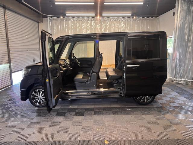 タント カスタムＸ　トップエディションリミテッドＳＡＩＩＩ　ドライブレコーダー　ＥＴＣ　全周囲カメラ　両側電動スライドドア　ナビ　ＴＶ　クリアランスソナー　衝突被害軽減システム　オートマチックハイビーム　スマートキー　アイドリングストップ　電動格納ミラー（32枚目）