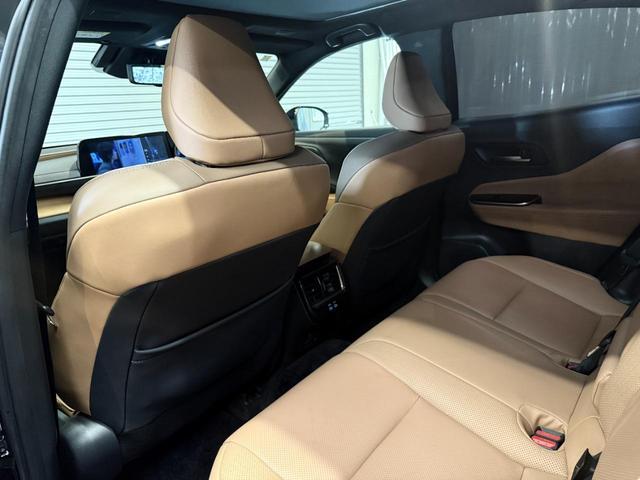 クラウンスポーツ Ｚ　全国対応２年保証・１２．３インチディスプレイ・デジタルインナーミラー・パノラミックビューモニター　シートクーラー　本革　シートヒーター　マルチビューカメラ　オートパーキング　電動トランク（15枚目）