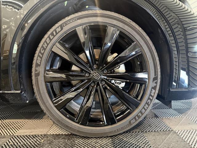 クラウンスポーツ Ｚ　全国対応２年保証・１２．３インチディスプレイ・デジタルインナーミラー・パノラミックビューモニター　シートクーラー　本革　シートヒーター　マルチビューカメラ　オートパーキング　電動トランク（21枚目）