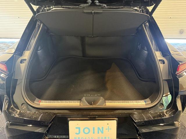 クラウンスポーツ Ｚ　全国対応２年保証・１２．３インチディスプレイ・デジタルインナーミラー・パノラミックビューモニター　シートクーラー　本革　シートヒーター　マルチビューカメラ　オートパーキング　電動トランク（22枚目）