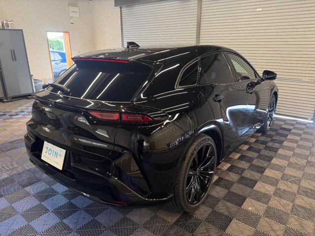 クラウンスポーツ Ｚ　全国対応２年保証・１２．３インチディスプレイ・デジタルインナーミラー・パノラミックビューモニター　シートクーラー　本革　シートヒーター　マルチビューカメラ　オートパーキング　電動トランク（23枚目）