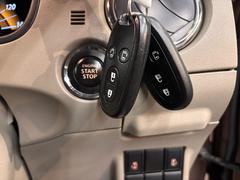 ���ޡ��ȥ��������ƥ���ץå��奨�󥸥󥹥����ȥ����ƥࡢ���󥸥��ư����ߤ��󥿥å��ǹԤ��������Υ��å��ޤǥɥ��Υ֤˿������ǥ�󥿥å����ǹԤ����Ȥ�����ޤ��� 6