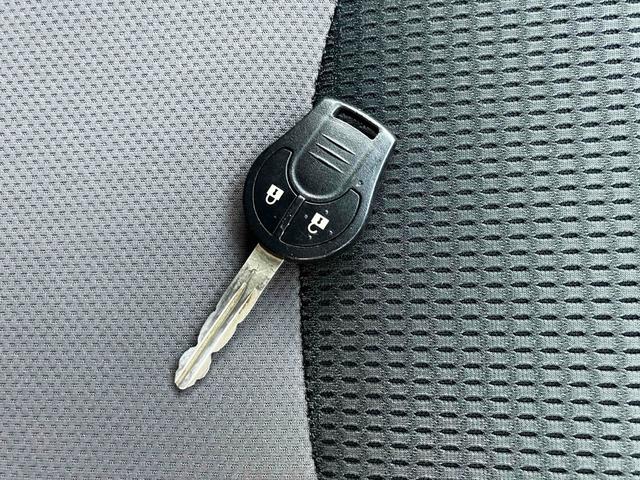 ＮＶ１５０ＡＤ ＶＥ　衝突被害軽減システム　レーンアシスト　ＥＴＣ　ナビ　バックカメラ　フルセグＴＶ　Ｂｌｕｅｔｏｏｔｈ　ＣＤ　ＤＶＤ　ＬＥＤヘッドライト　コーナーセンサー　ＡＷ１５インチ　キーレス　電動格納ミラー（19枚目）