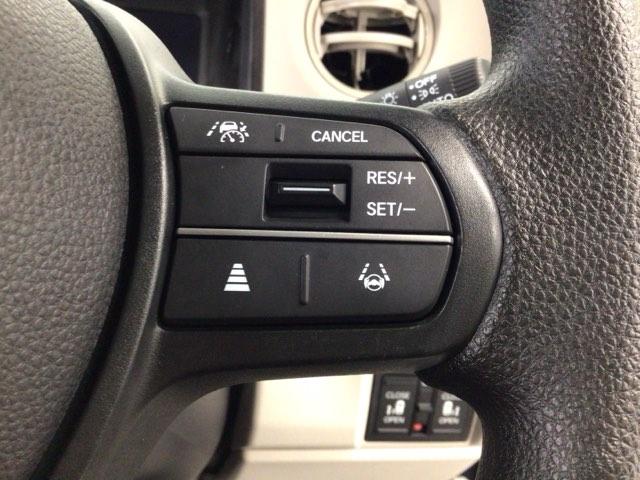 Ｎ－ＢＯＸ ベースグレード　デモカーＵＰ・ＬＥＤ・フルセグ・ホンダＣＯＮＮＥＣＴ・シートヒーター・ＥＴＣ　衝突軽減システム　スマートキ－　カーテンエアバック　イモビライザー　ＥＣＯモード　横滑り防止　オートクルーズ　キーフリー（5枚目）