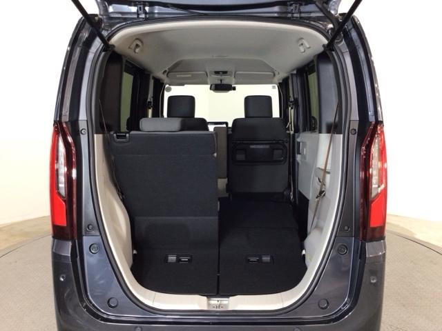 Ｎ－ＢＯＸ ベースグレード　デモカーＵＰ・ＬＥＤ・フルセグ・ホンダＣＯＮＮＥＣＴ・シートヒーター・ＥＴＣ　衝突軽減システム　スマートキ－　カーテンエアバック　イモビライザー　ＥＣＯモード　横滑り防止　オートクルーズ　キーフリー（13枚目）