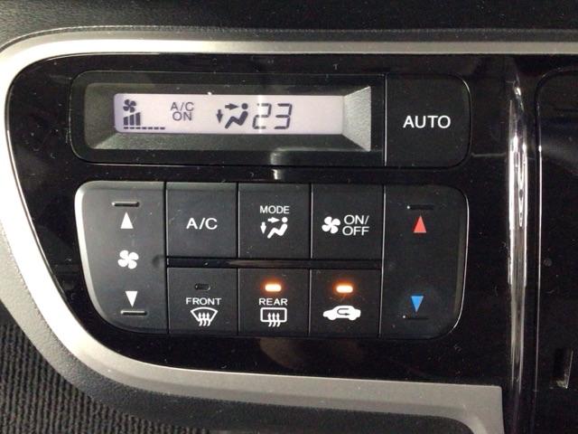 N-BOXカスタム GSSパッケージ HID・ディスプレイオーディオ・バックカメラ・純正AW・ECONスイッチ・ETC 両側パワ-スライドドア USB入力 スマ-トキ- 1オーナ Bカメ ETC付き エアコン ESC A-STOP ABS(18枚目)