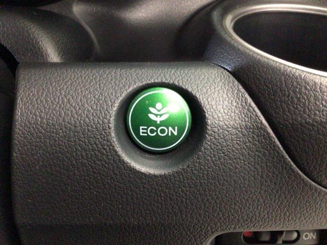 N-BOXカスタム GSSパッケージ HID・ディスプレイオーディオ・バックカメラ・純正AW・ECONスイッチ・ETC 両側パワ-スライドドア USB入力 スマ-トキ- 1オーナ Bカメ ETC付き エアコン ESC A-STOP ABS(21枚目)