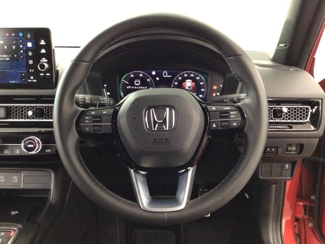 シビック ｅ：ＨＥＶＥＸ　デモカーＵＰ・ＬＥＤ・ホンダＣＯＮＮＥＣＴ・Ｇｏｏｇｌｅ搭載・サンルーフ・ＥＴＣ　衝突被害軽減ブレーキ　Ｂカメラ　シートヒーター　ワンオーナー　フルセグ　ＬＥＤヘッドライト　サイドカーテンエアバック（17枚目）