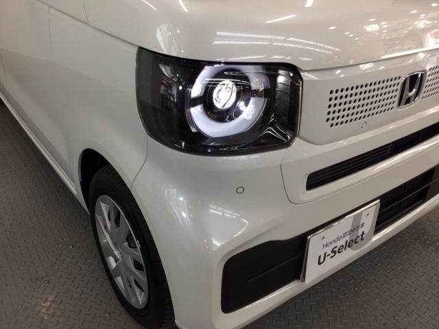 Ｎ－ＢＯＸ ベースグレード　デモカーＵＰ・ＬＥＤ・フルセグ・ホンダＣＯＮＮＥＣＴ・シートヒーター・ＥＴＣ　衝突軽減システム　スマートキ－　カーテンエアバック　イモビライザー　ＥＣＯモード　横滑り防止　オートクルーズ　キーフリー（3枚目）