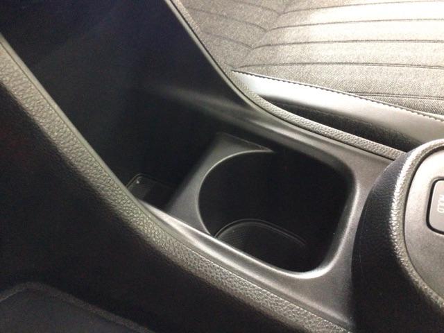 フィット ホーム　デモカーＵＰ・ＬＥＤ・フルセグ・メモリナビ・バックカメラ・スマートキー　衝突軽減　リアカメラ　ソナー　ＵＳＢ接続　ＡＡＣ　横滑り防止機能　サイドエアバック　ワンオーナー車　オートライト　ＬＥＤライト（26枚目）