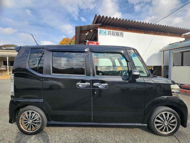 Ｎ－ＢＯＸカスタム Ｇ・ターボパッケージ　ＥＴＣ　バックカメラ　両側電動スライドドア　ナビ　ＴＶ　オートクルーズコントロール　ＨＩＤ　スマートキー　アイドリングストップ　電動格納ミラー　ベンチシート　ＣＶＴ　盗難防止システム　ＡＢＳ　ＥＳＣ（16枚目）