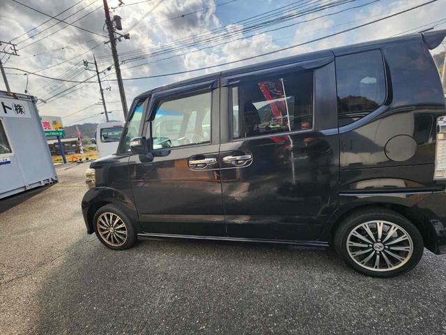 Ｎ－ＢＯＸカスタム Ｇ・ターボパッケージ　ＥＴＣ　バックカメラ　両側電動スライドドア　ナビ　ＴＶ　オートクルーズコントロール　ＨＩＤ　スマートキー　アイドリングストップ　電動格納ミラー　ベンチシート　ＣＶＴ　盗難防止システム　ＡＢＳ　ＥＳＣ（17枚目）